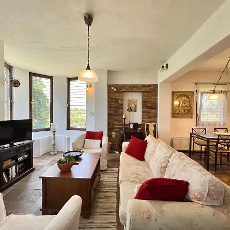 فيلة #Villa Kira By Halu! Villas